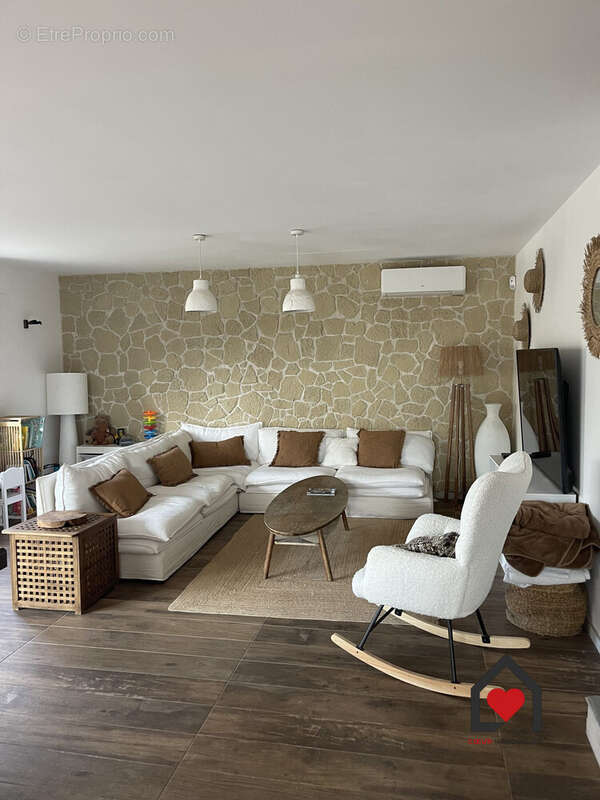 Maison à BOUZIGUES