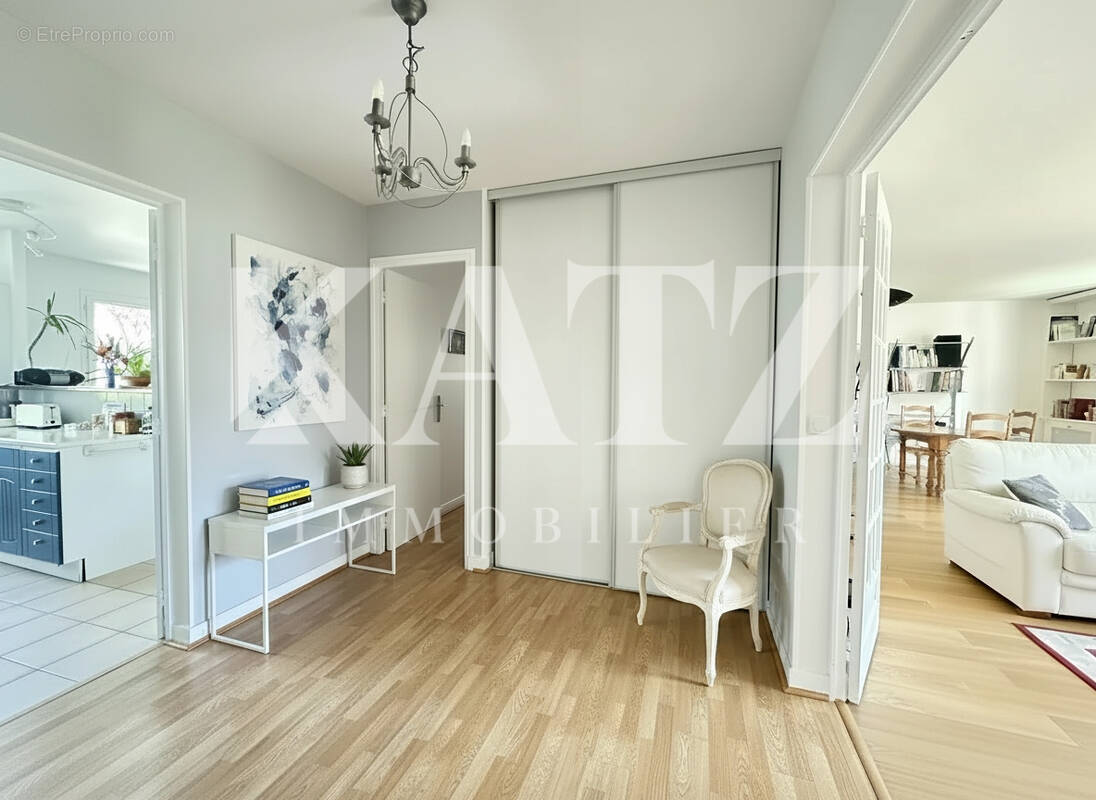 Appartement à RUEIL-MALMAISON