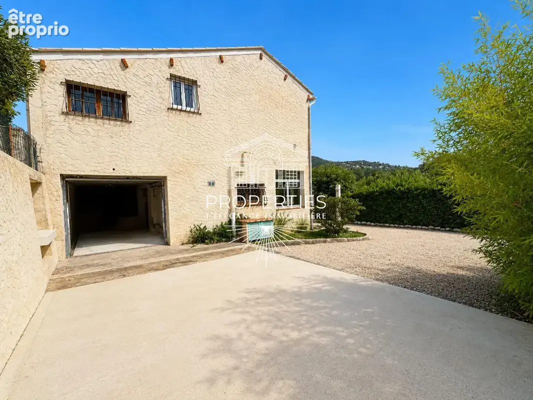 Le lavandou - cavalière - 2 appartements t2 + t3 proche plage  - à rénover - garage - photo 12