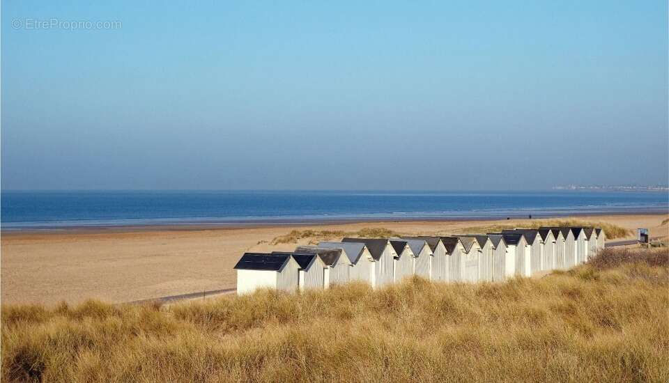 Terrain à HERMANVILLE-SUR-MER