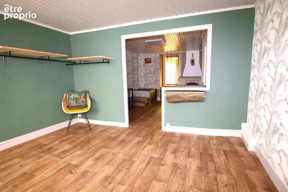 Immeuble de rapport - 2 appartements et 2 commerces - photo 14