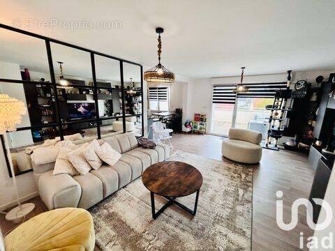 Photo 1 - Appartement à BELLEVILLE