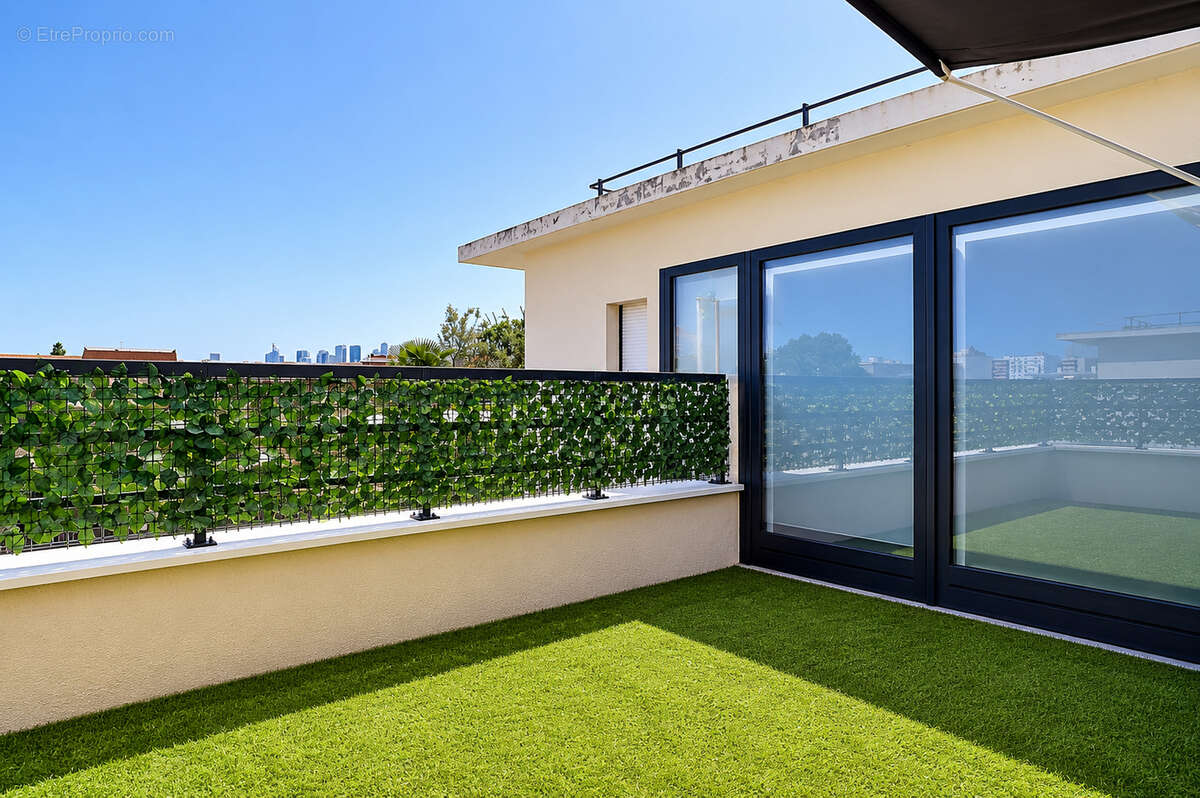 Appartement à COLOMBES