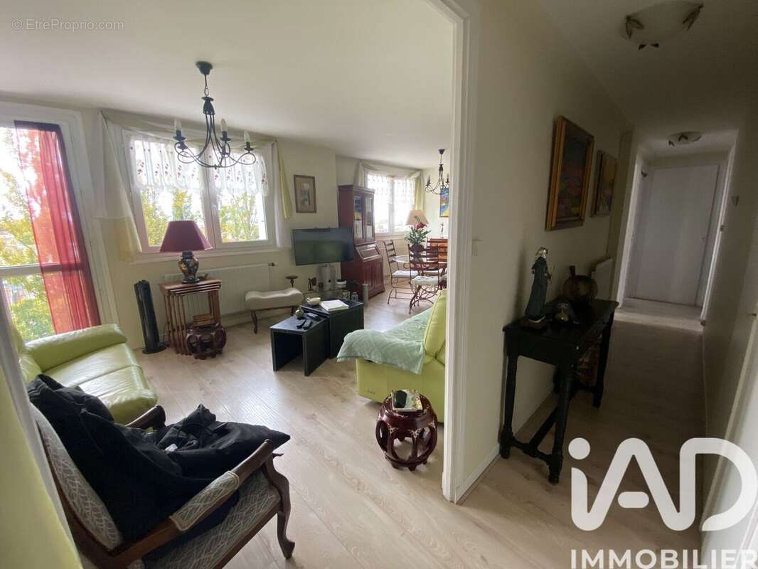 Appartement 72 m² à Troyes  - photo 3
