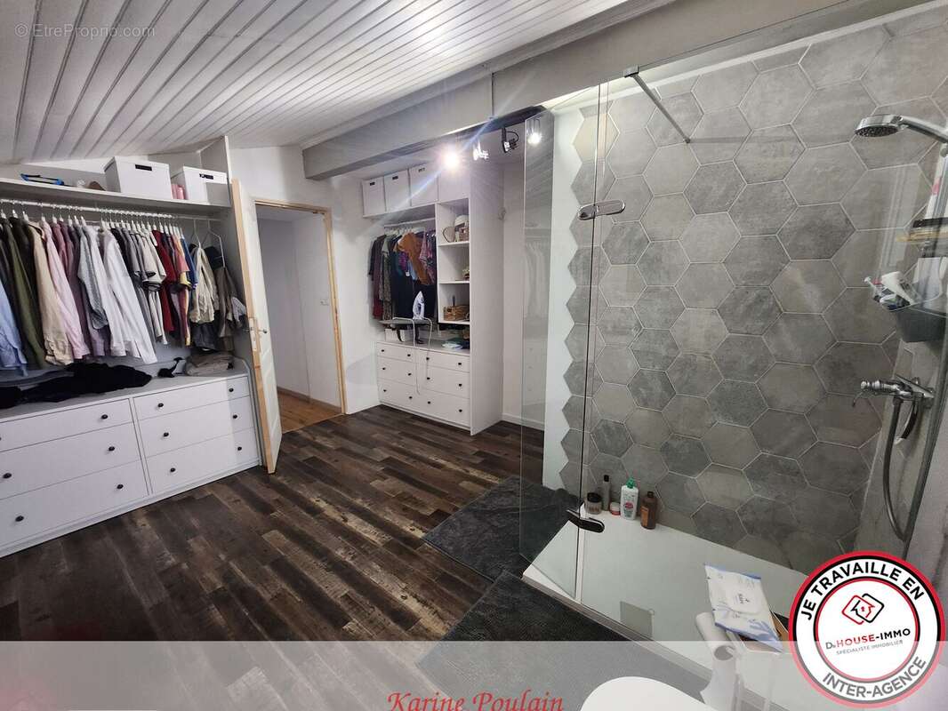 Maison à AMBARES-ET-LAGRAVE