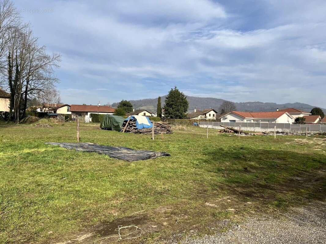 Terrain à VINAY