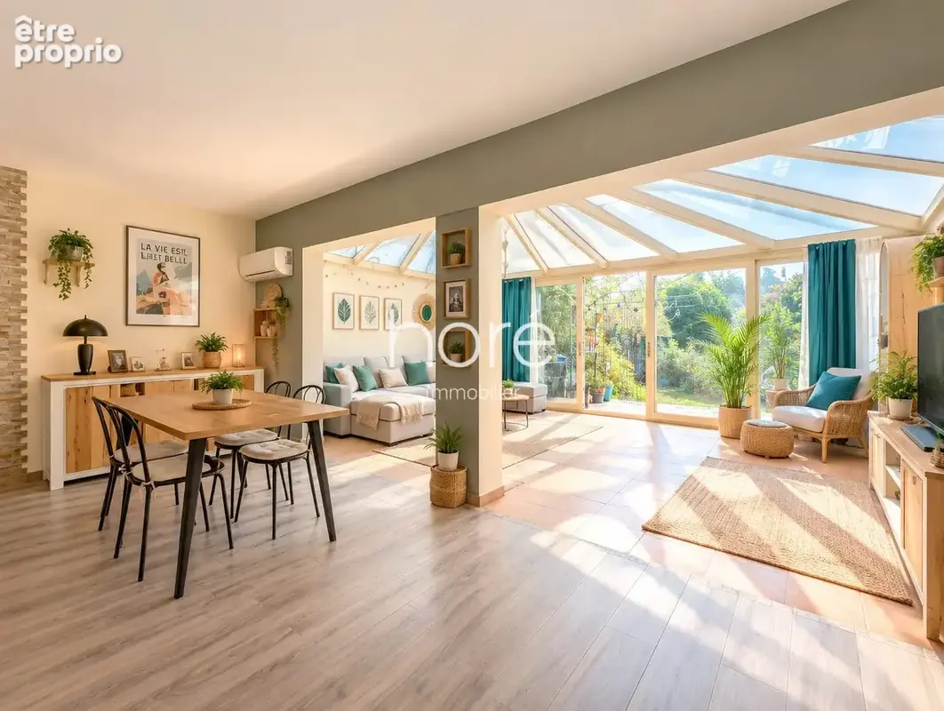 Photo Maison à Jouy-Le-Moutier au prix de 305 000€