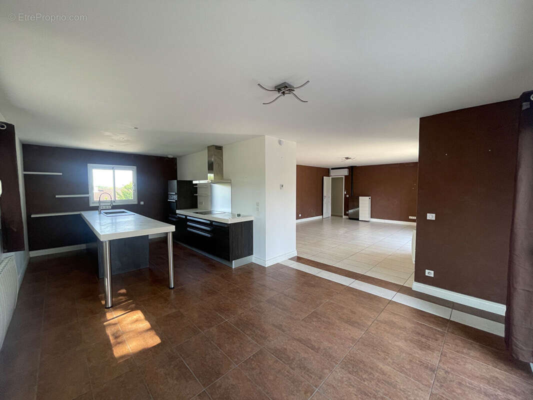 Maison à BOSMIE-L'AIGUILLE