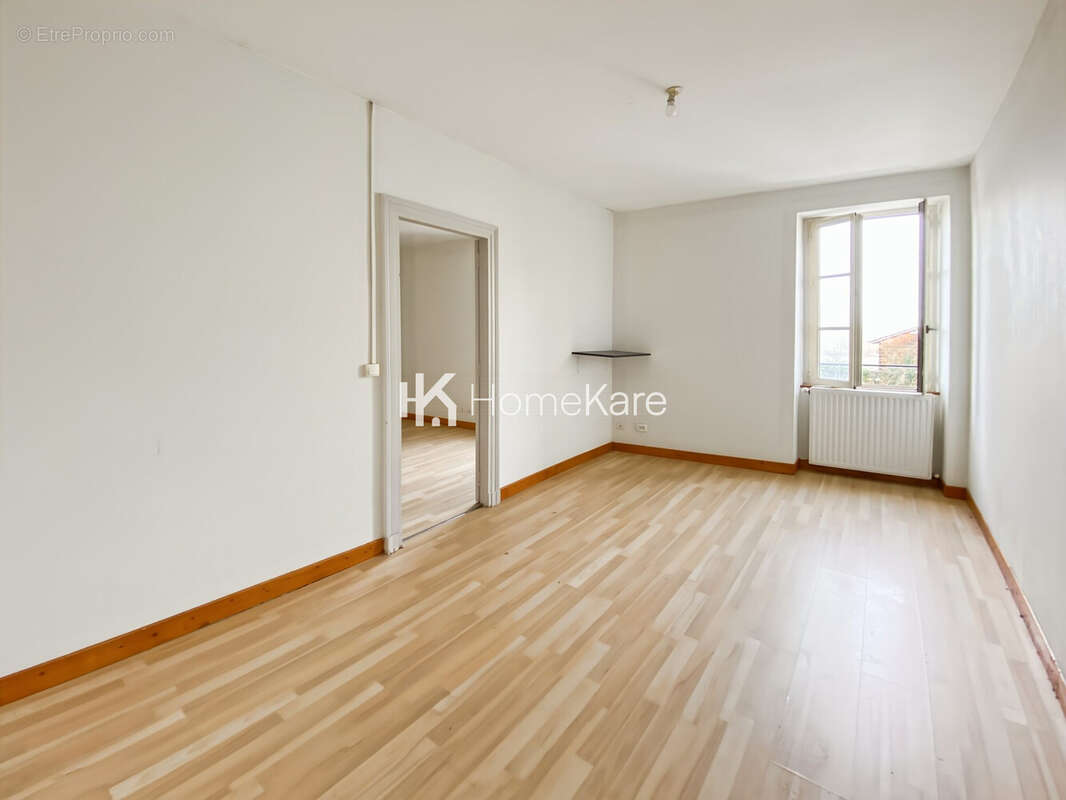 Maison à GIRONDE-SUR-DROPT