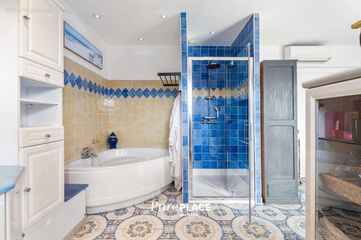 Maison à ANTIBES