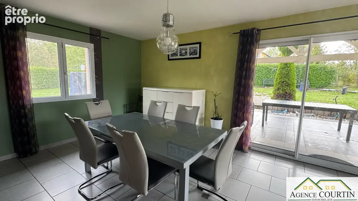 Maison familiale avec grande dépendance à Bersaillin (39)   Idéale pour un artisan ou un projet touristique - photo 2