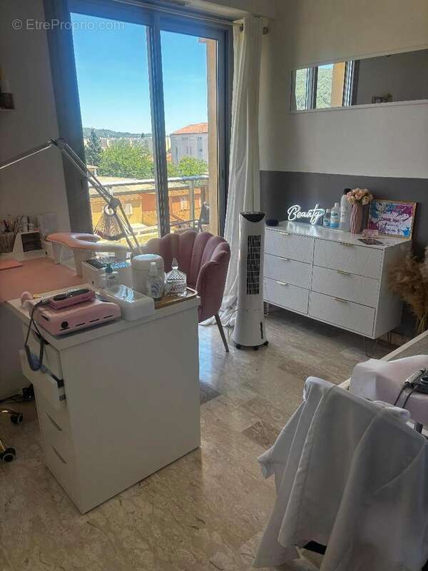   - Appartement à DRAGUIGNAN