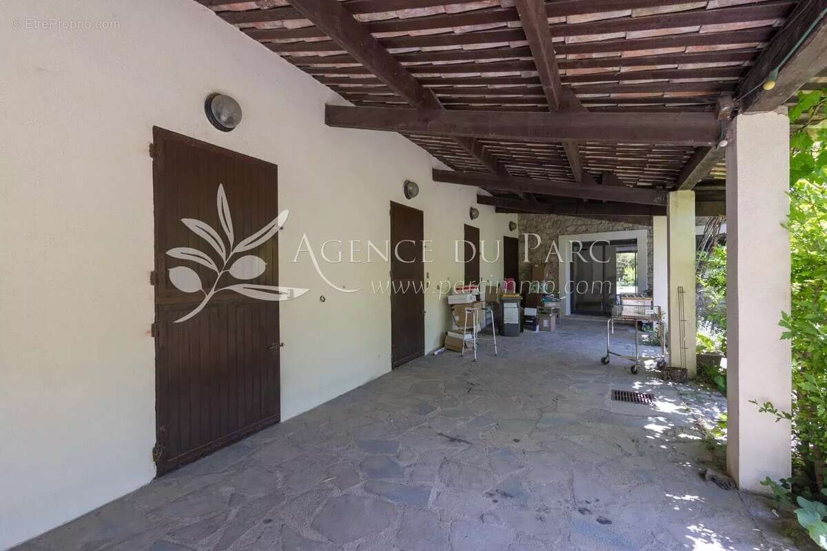Maison à OPIO