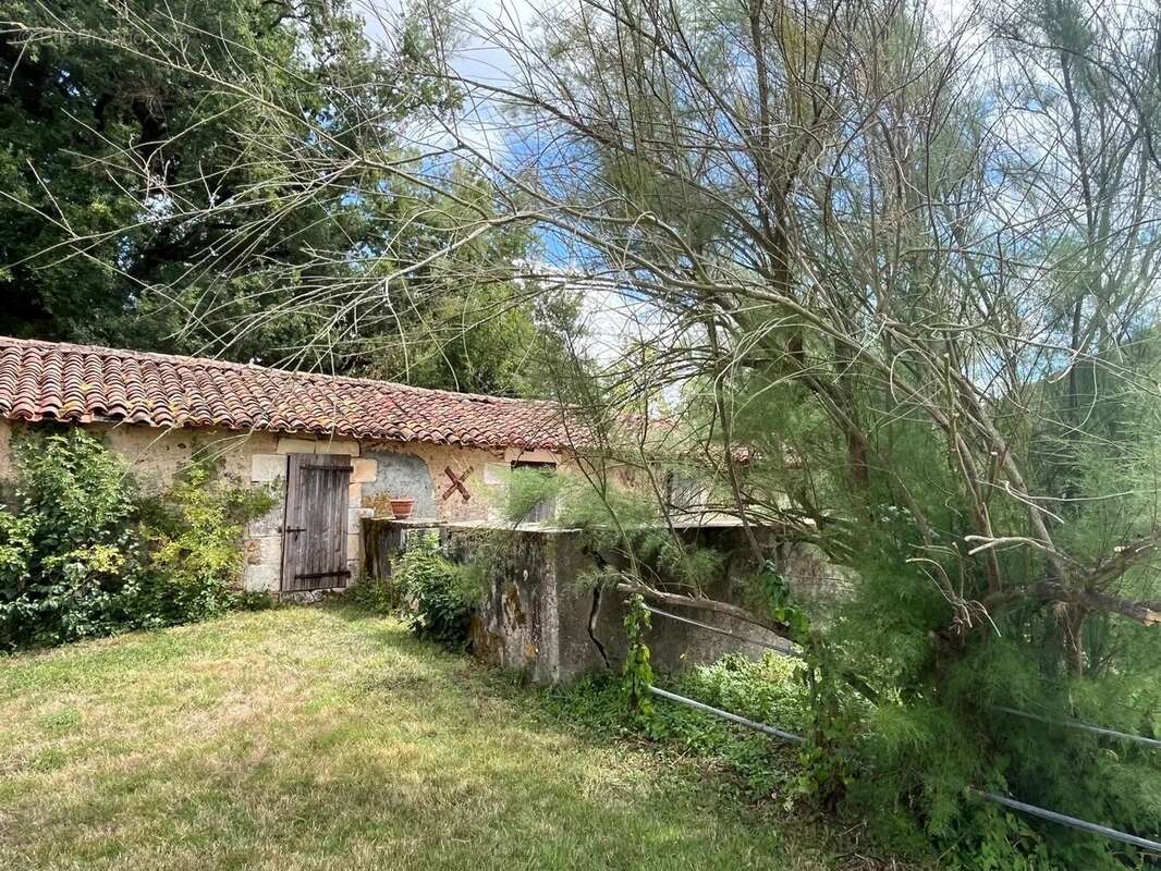 Maison à LATHUS-SAINT-REMY