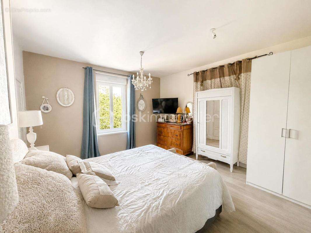 Maison 7 pièces 151m2 4 chambres - photo 14