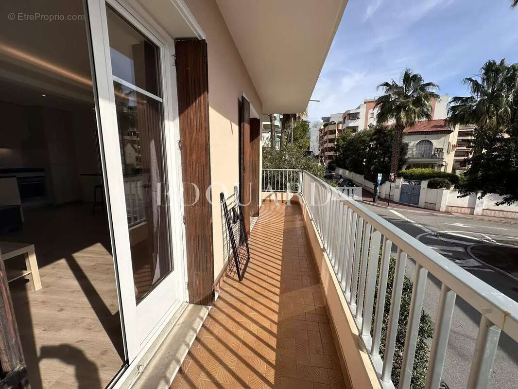 Appartement à ROQUEBRUNE-CAP-MARTIN