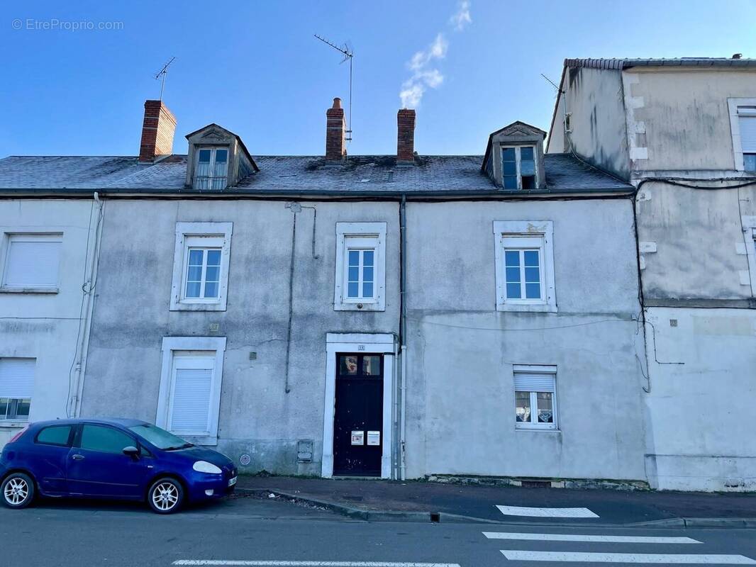 Appartement à FOURCHAMBAULT