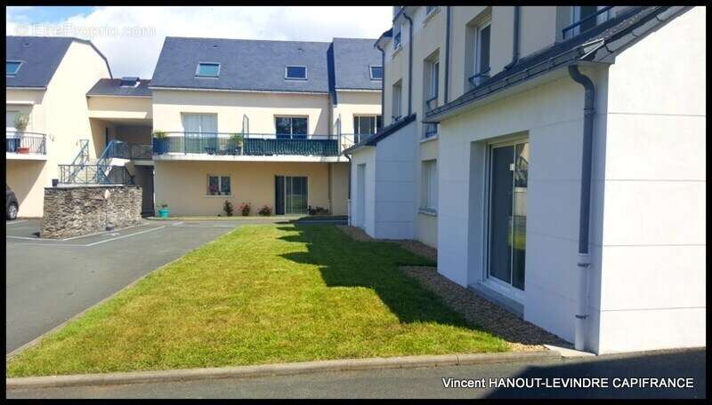 Appartement à PELLOUAILLES-LES-VIGNES