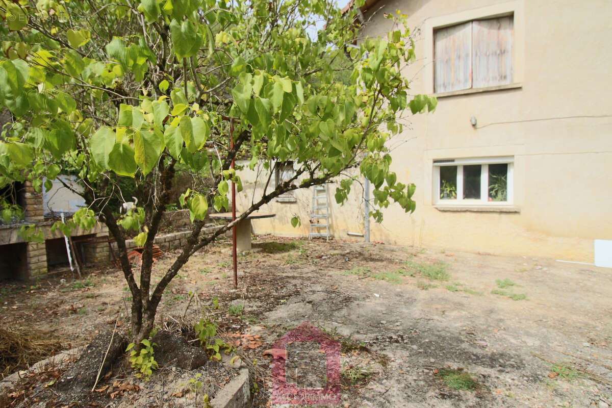 Maison à PUY-L'EVEQUE