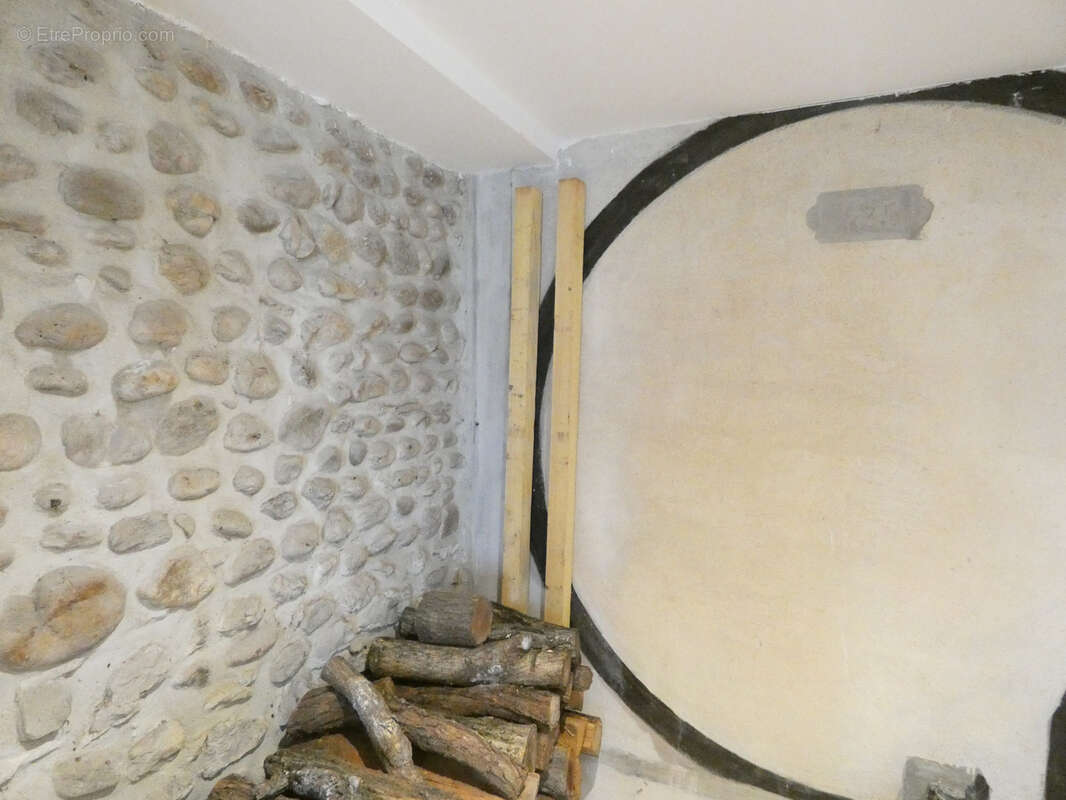 Maison à RIBAUTE-LES-TAVERNES