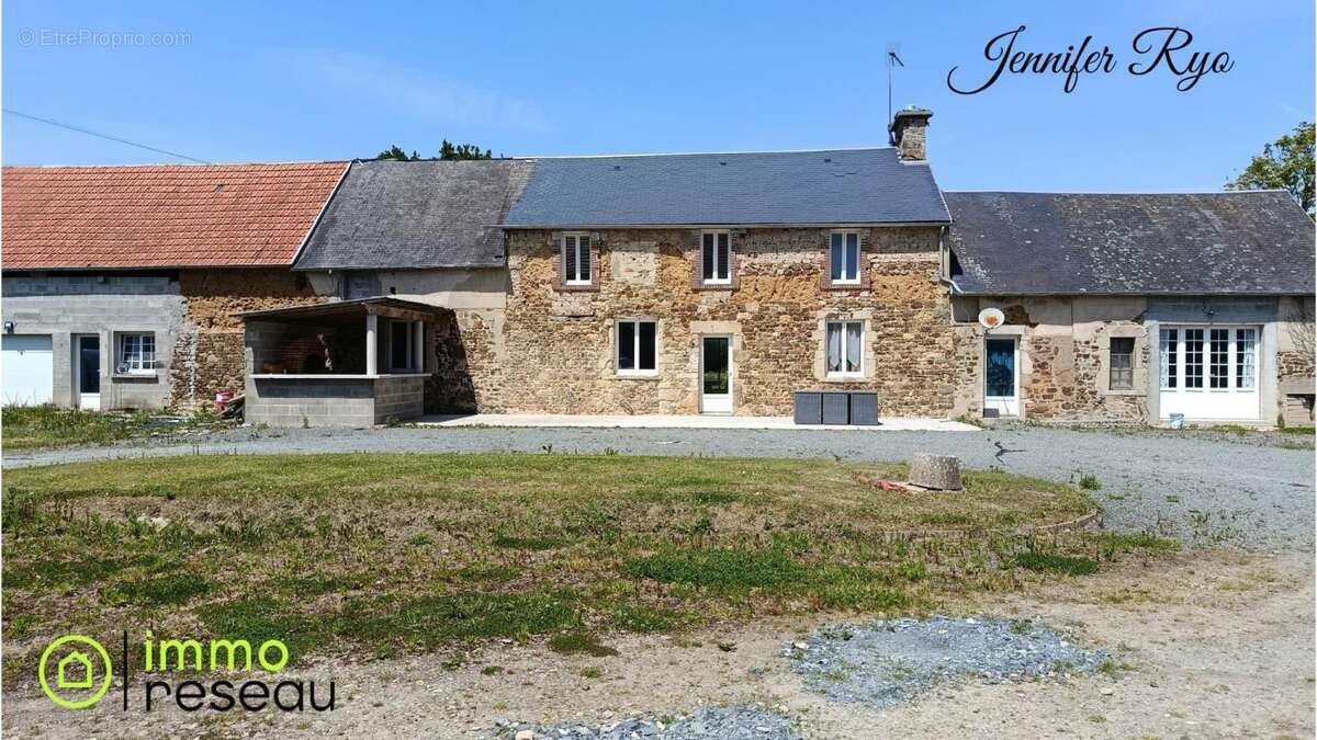 Maison à PRETOT-SAINTE-SUZANNE