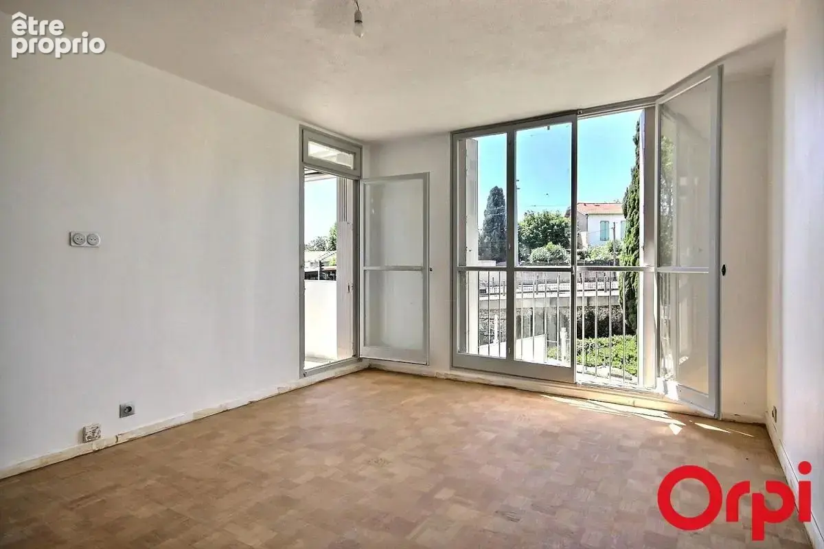 Appartement T4 - 13011 Marseille - Balcon -  Cave - photo 3