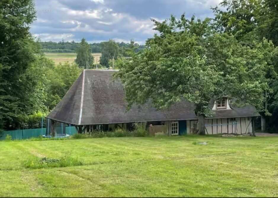 Maison à SAINT-GEORGES-DU-VIEVRE