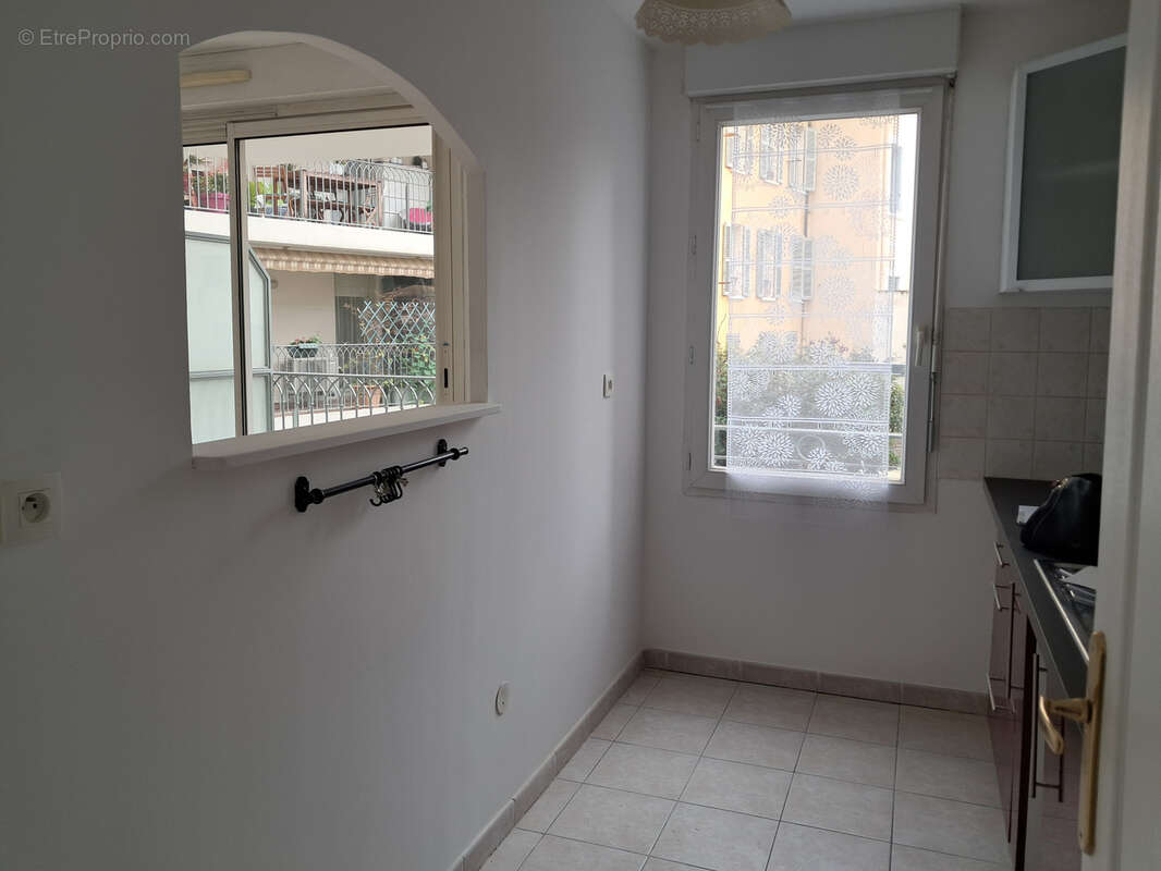 Appartement à HYERES