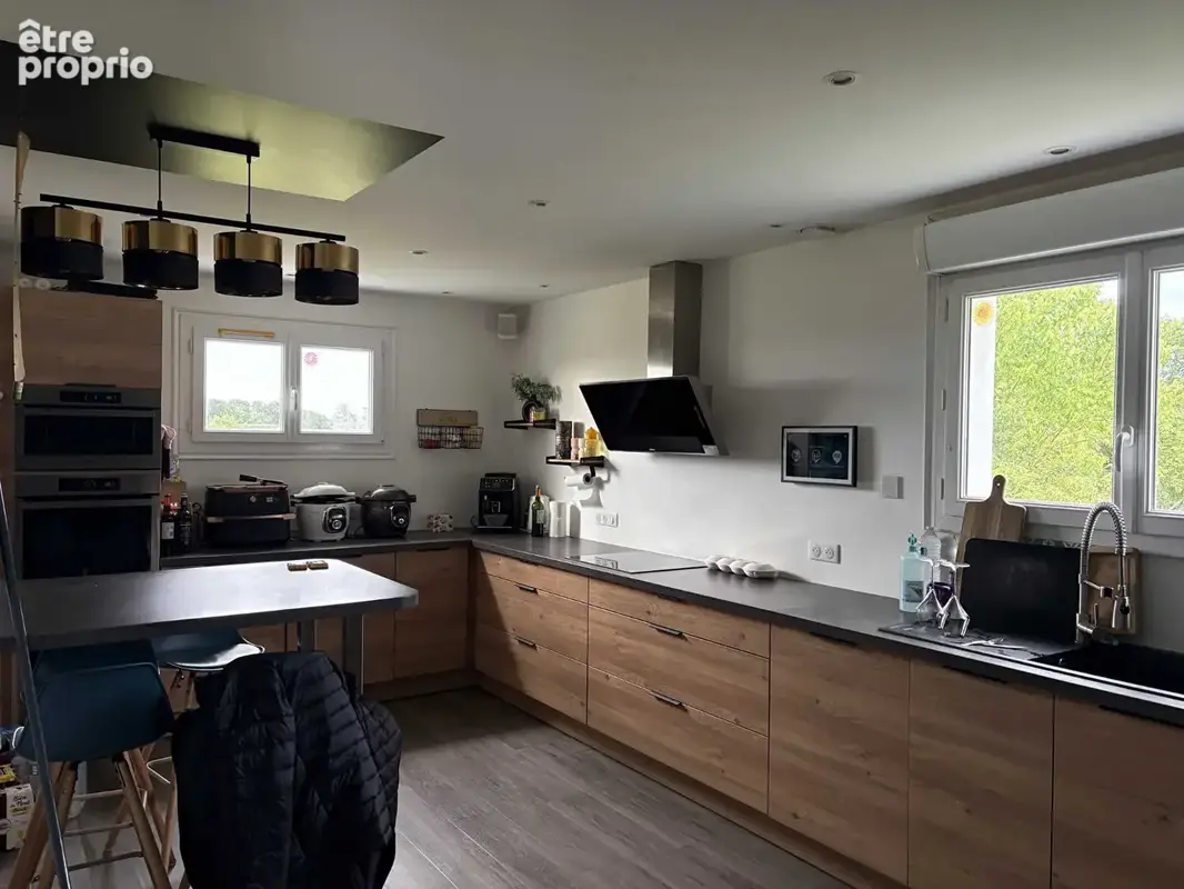 A vendre, Naizin, maison 168m², 7 chambres, terrain d'environ 2856m² - photo 3