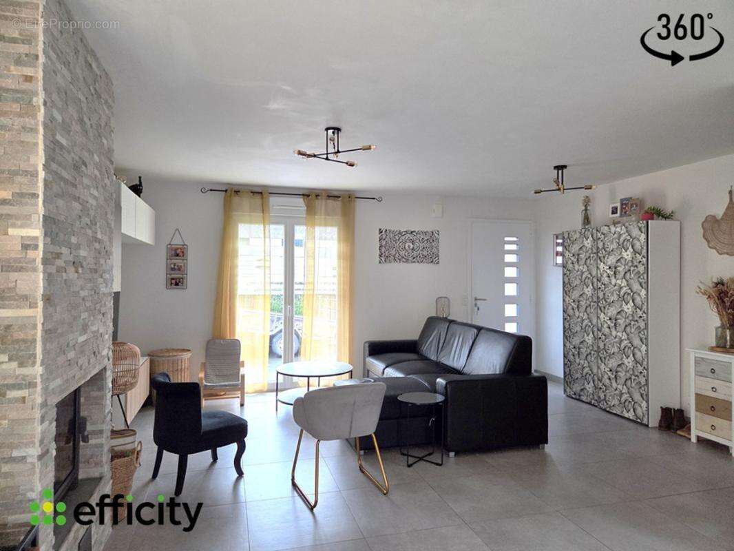 Maison à SAINT-PIERRE-DE-PLESGUEN