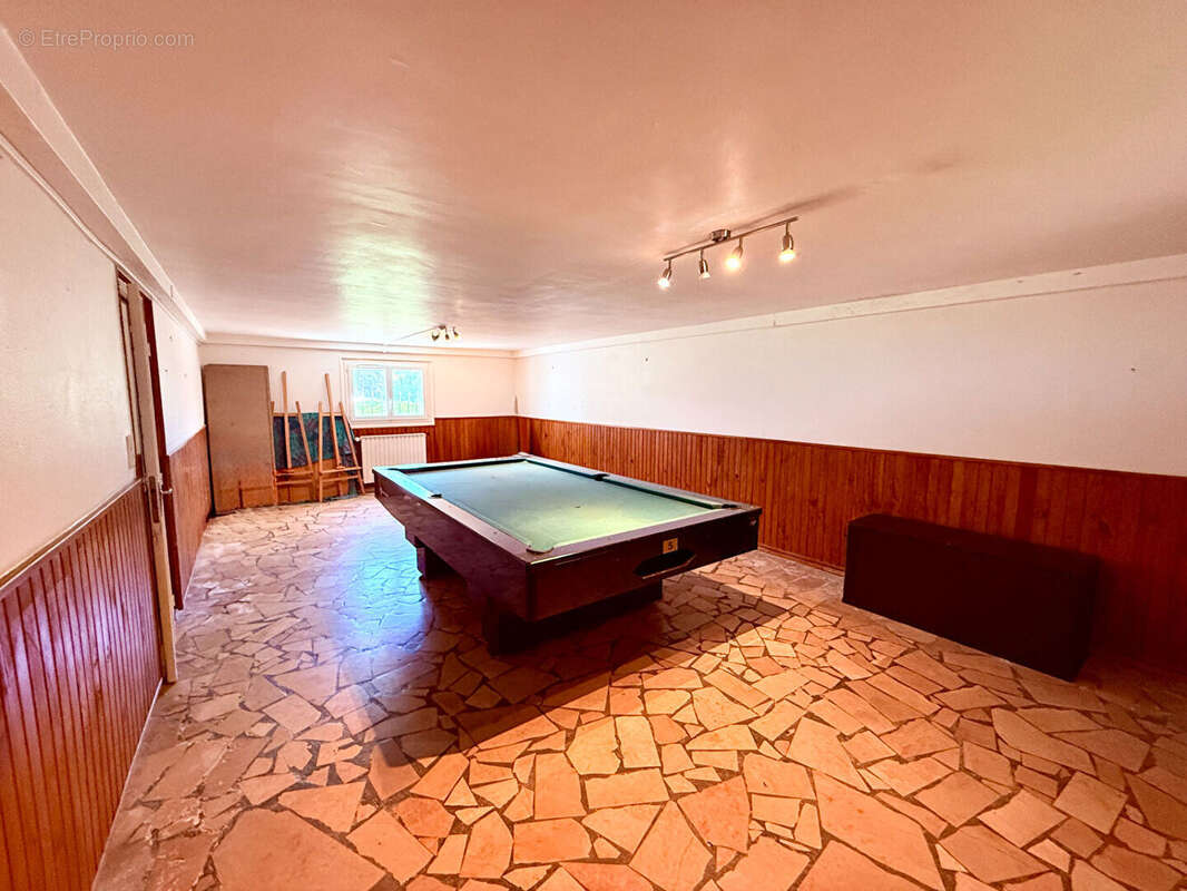 Grande Maison Familiale Lusigny 8 pièce(s) 306.57 m² - photo 11