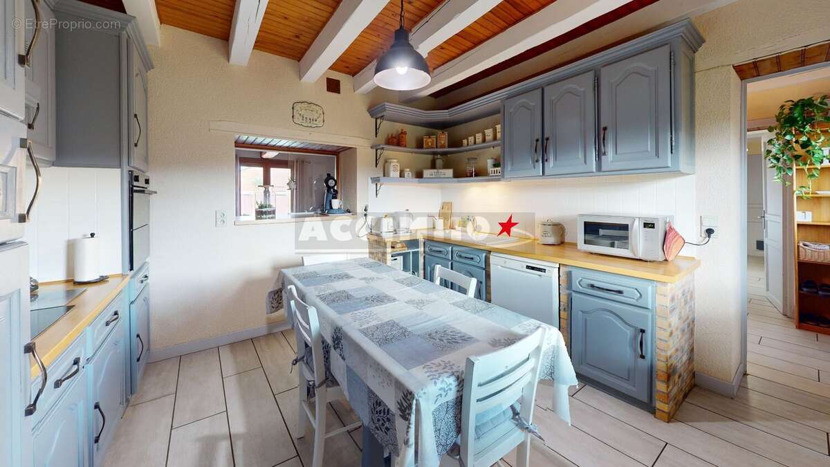 Maison à SAINT-PAUL-CAP-DE-JOUX