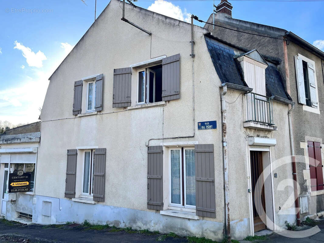 Maison à CLAMECY