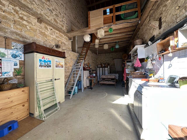 Maison à POUQUES-LORMES