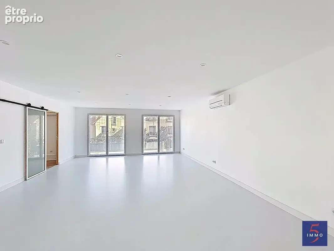 Maison d’architecte 2025 – 5 chambres – Volumes et prestations de qualité - photo 2