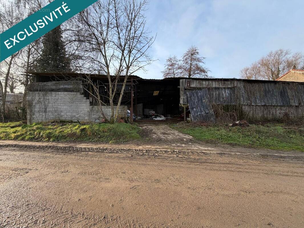 Photo 1 - Parking à BEYREN-LES-SIERCK