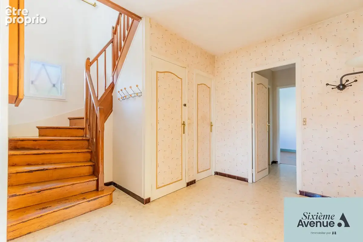 Maison familiale de 451m² à Chilly-Mazarin - photo 10