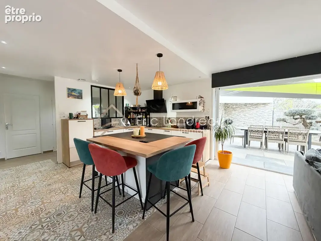 JARD-SUR-MER   Maison familiale avec beaux volumes, jardin paysagé et espace bien-être - photo 6