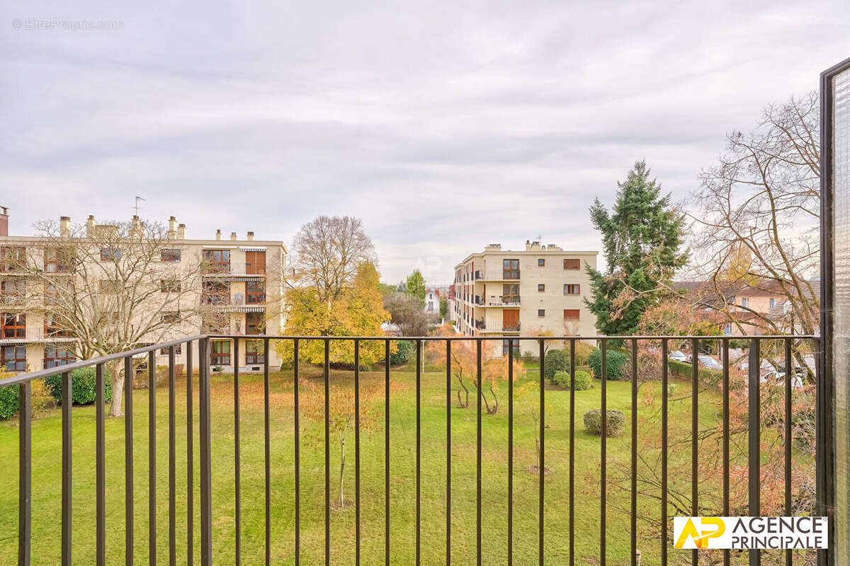 Appartement à MAISONS-LAFFITTE