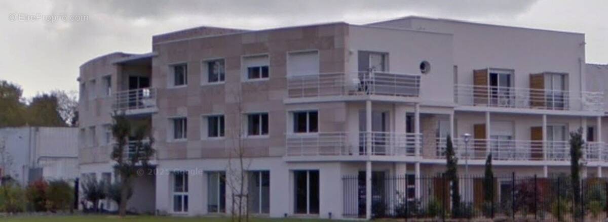 Appartement à PELLOUAILLES-LES-VIGNES