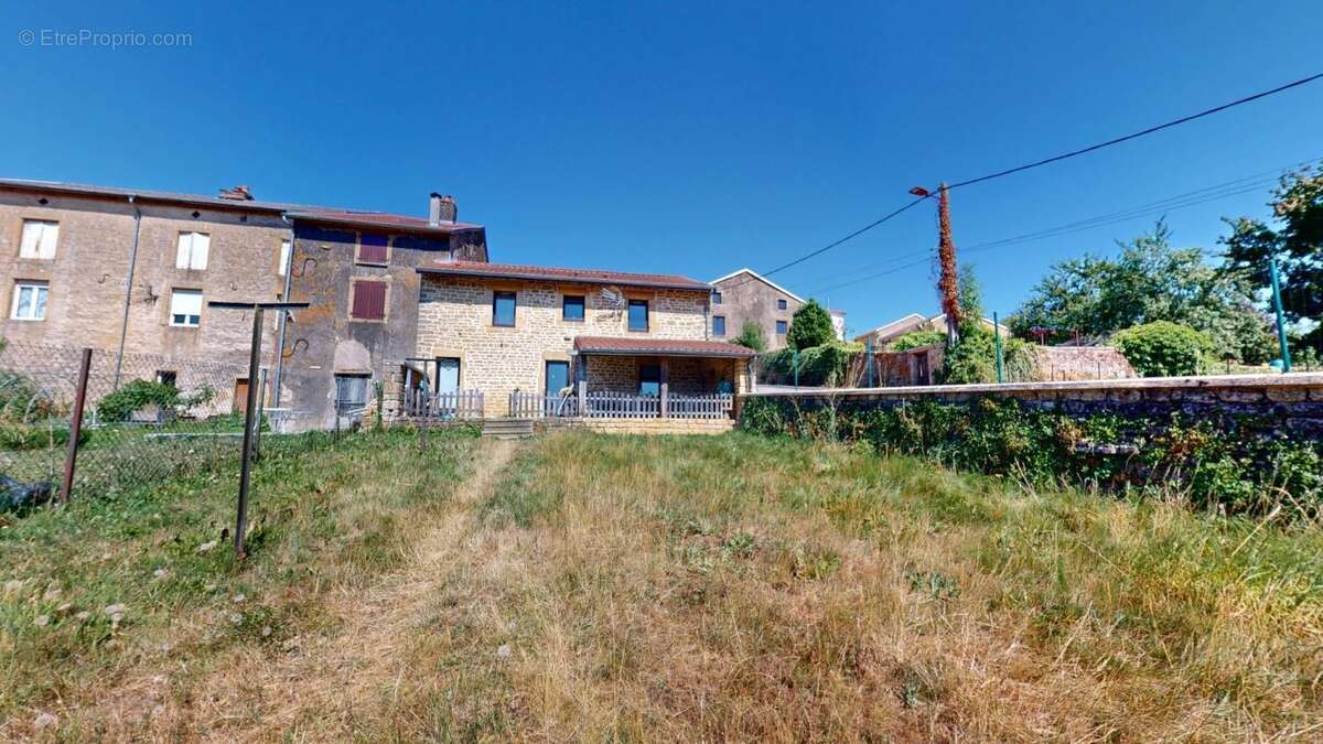 VILLECLOYE Charmante maison de village avec jardin, garage et terrasse couverte - photo 11