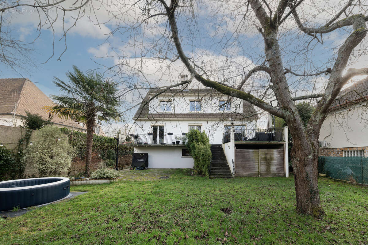 Maison à GOURNAY-SUR-MARNE