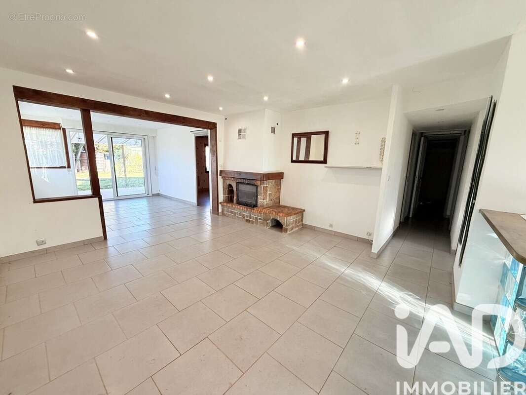 Photo 4 - Maison à D'HUISON-LONGUEVILLE