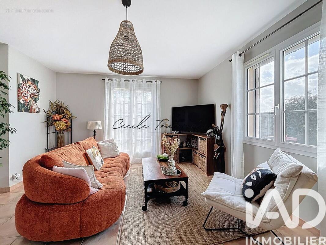 Photo 1 - Maison à PRIGNAC-ET-MARCAMPS