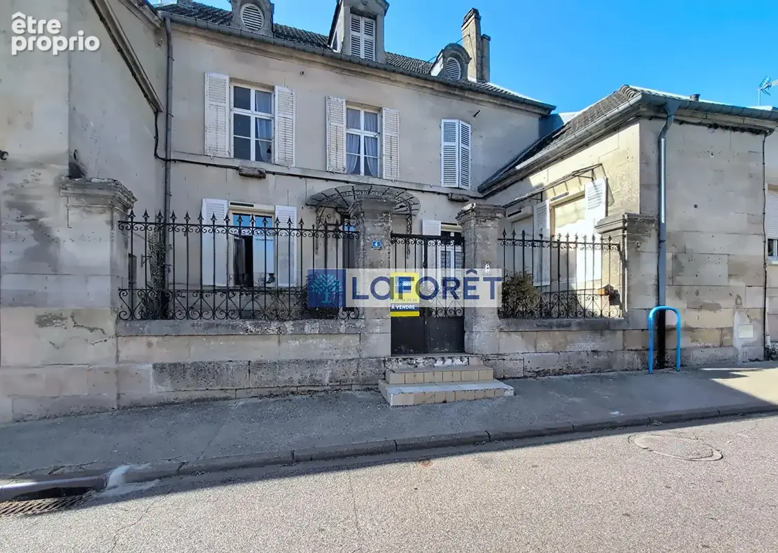 Maison à LISLE-EN-RIGAULT