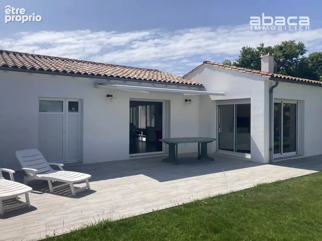 Maison à LE BOIS-PLAGE-EN-RE