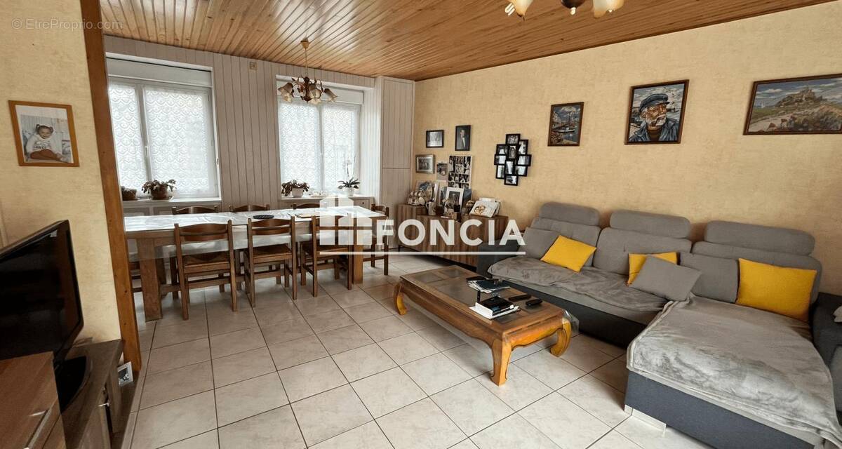 Maison à LA BOUSSAC