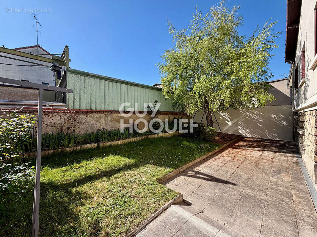 Maison à NEUILLY-PLAISANCE