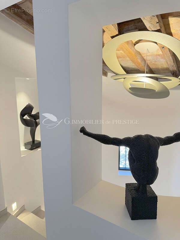 Maison à L'ISLE-SUR-LA-SORGUE