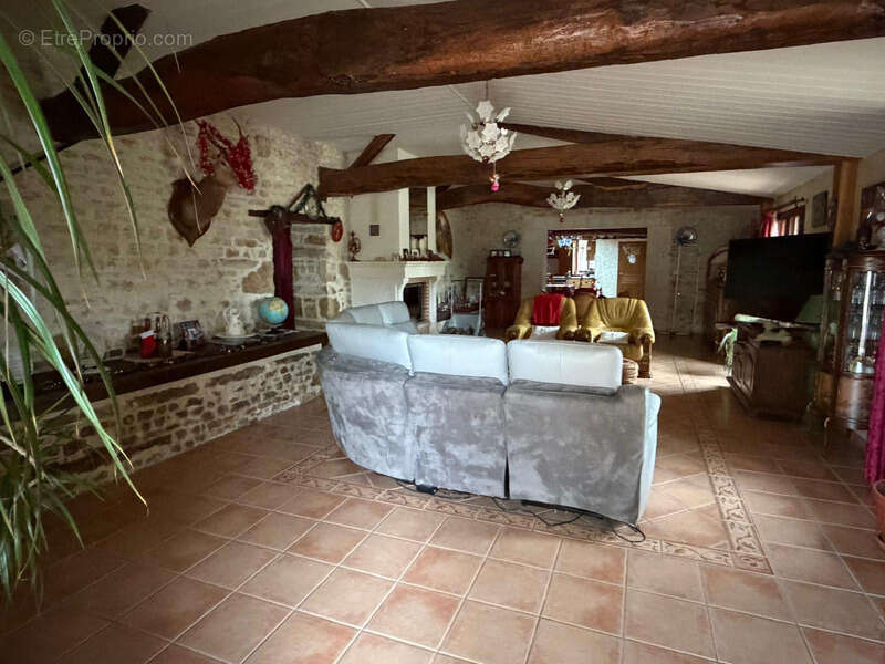 Maison à SAINT-VALERIEN